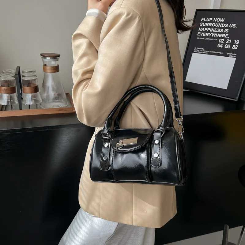 Designer Highend Wens Handbags 2025 New Textured PU Leather Cylindrical Single Shoder Bag Large Capacity Cmuting Crossbody Bags1 Y251120