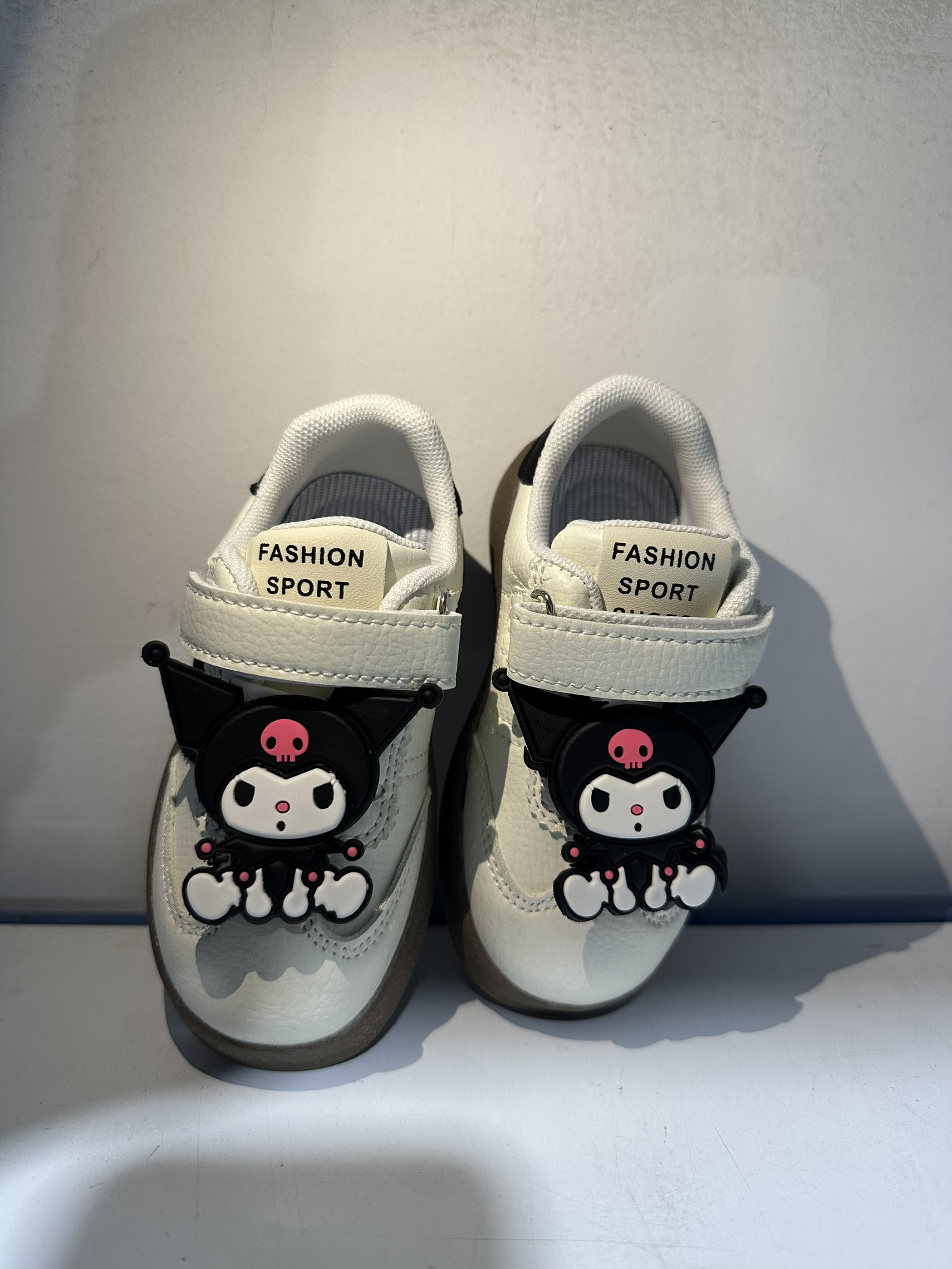Sanrio Hello Kitty Sports Shoes Girls Board Shoes Autumn and Winter New Casual Shoes Children and Students Sneakersw250708
