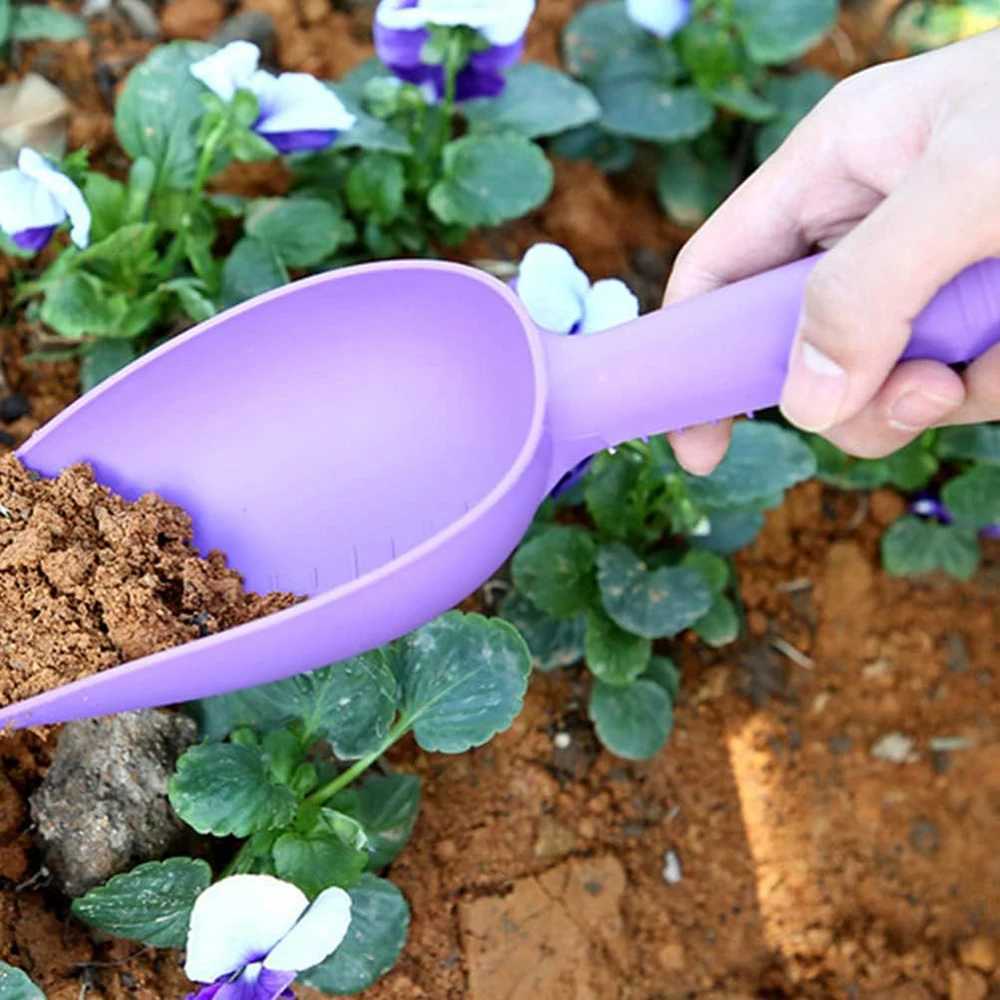 Garden Shovel Plant Hand Trowels Soil Planting Digging Transplanting MultiFunction Beach Sand Pets Food Scoop Garden Tools J251121