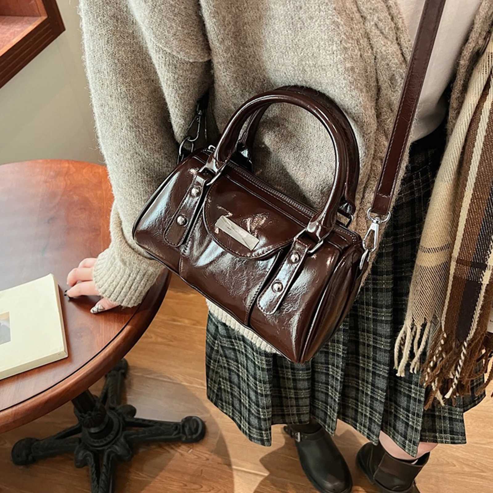 Designer PU Leather Stylish Crossbody Bag Solid Color Trendy Shoder Bag Large Capacity Lovely Bowknot Handbag Cmute Handbag1 Y251120