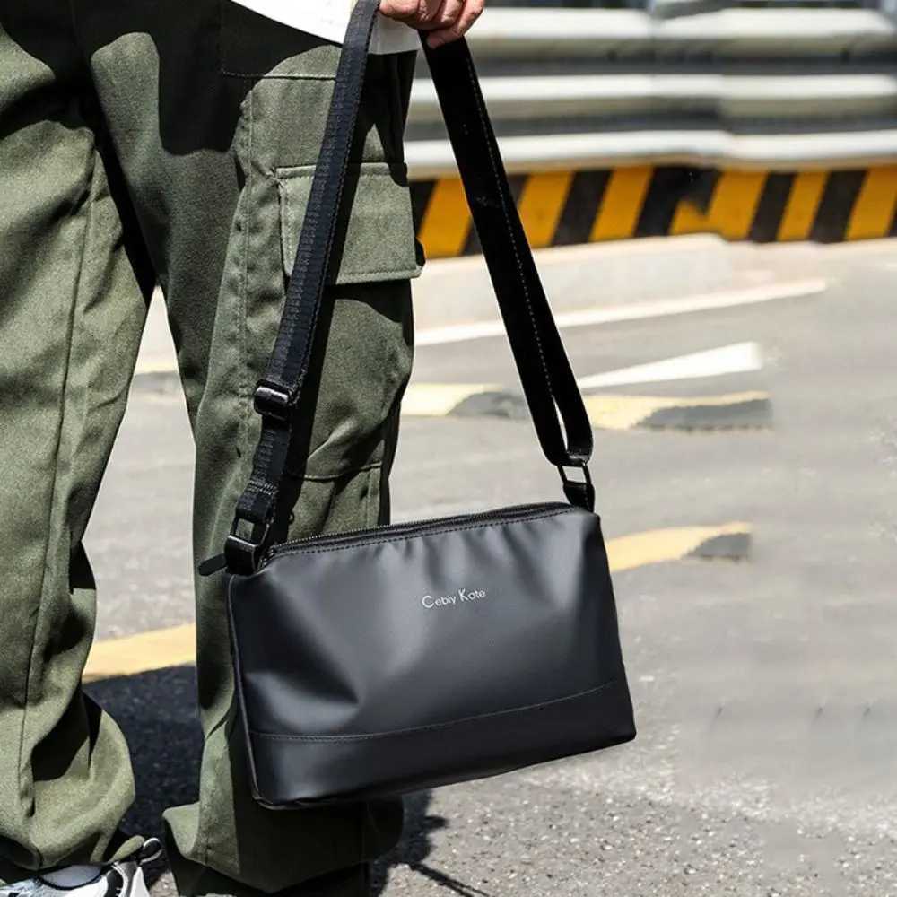 Trend Lightweight Mens Messenger Bag Waterproof Large Capacity Shoulder Bag Daily Sports Phone Bag TravelT251007