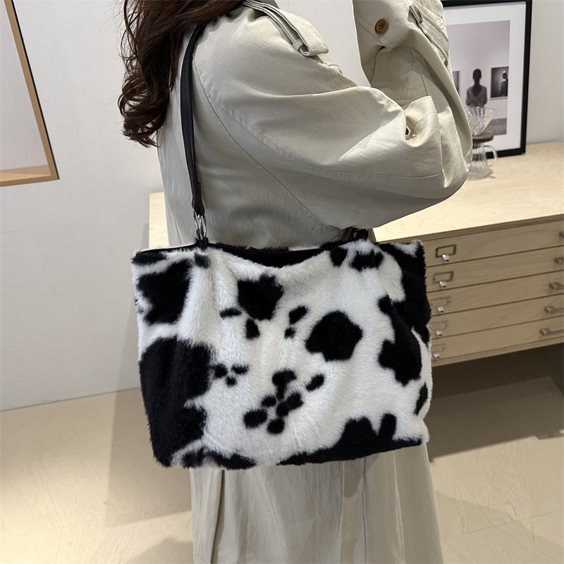 Plush bag for women large capacity 2024 new trendy cow zebra pattern fashionable single shoulder double shoulder armpit crossbody bag 230223