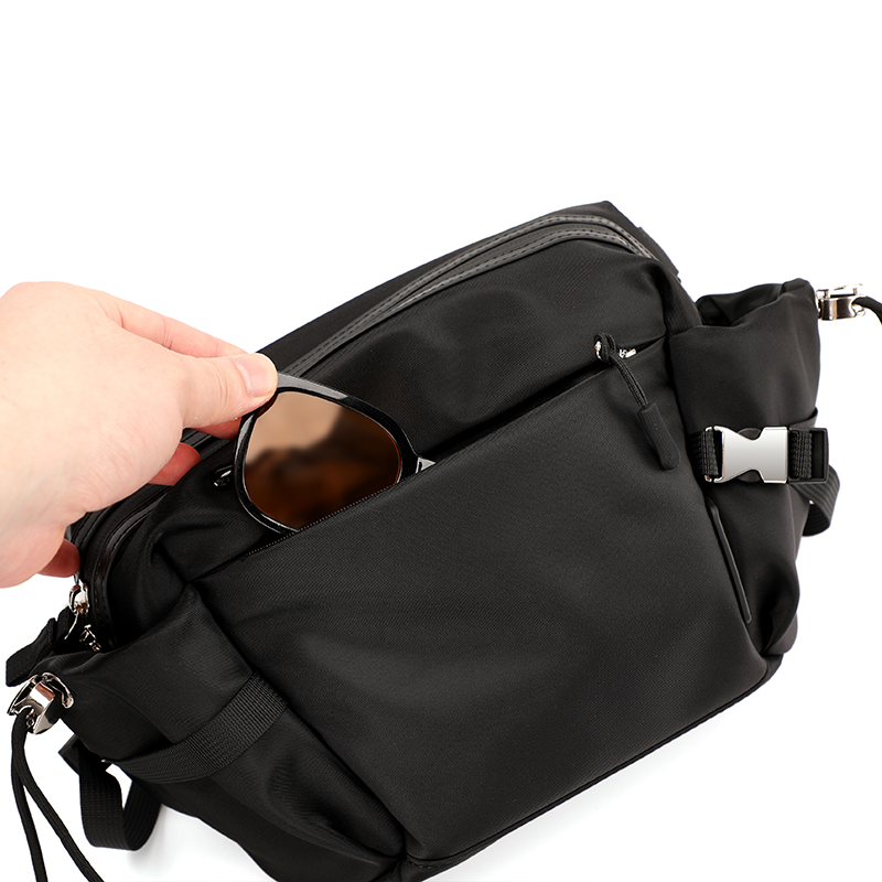 Sewafox Canvas Casual Messenger Bag Portable Simple Shoulder Bag Suitable for Daily use and Outdoor Travel Black and Gray