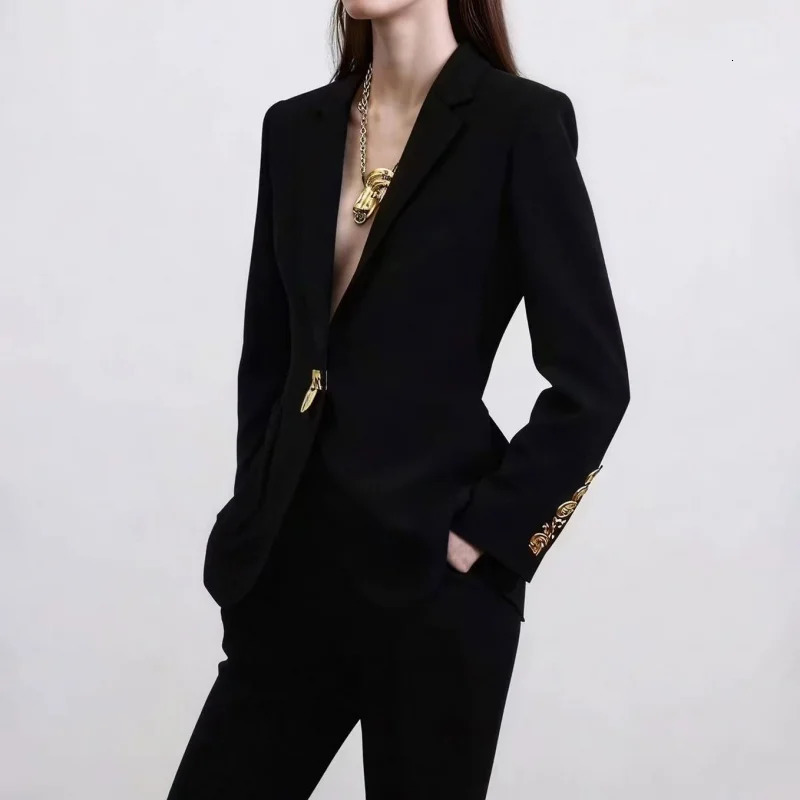 Fall Womens Notch Collar Padded Shoulder One Button Commute Y2K High Quality Fashion Simple Lock Blazer Jacket 2501008