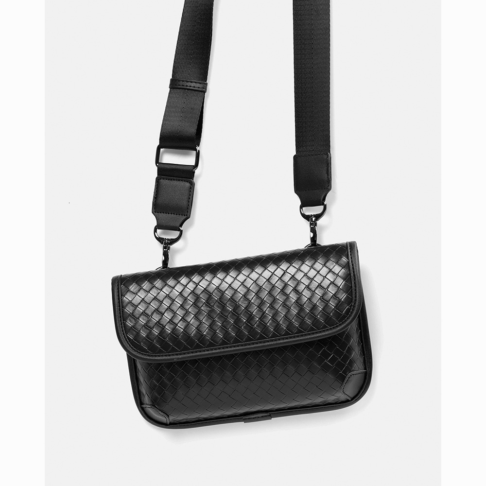 In Stock Wholesale! Celebrity Style Unisex Bag Trendy Fashion Tiger Designer Bag Head Chest Bag Crossbody Shoulder Bag Luxury Bag Wide Strap Small Squ