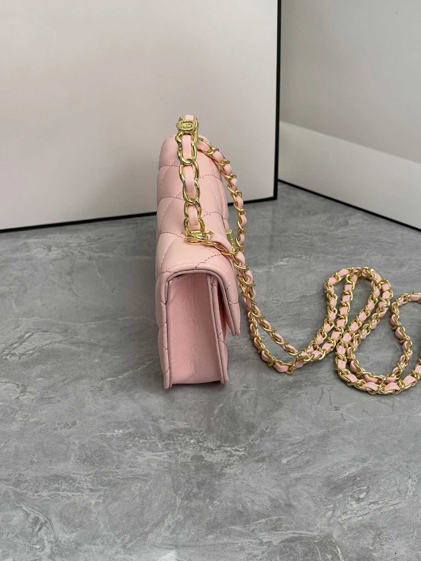 Designer Fiable Quilted Chain Bag Wens Bag 2025 New Sahel Simple Small Square Bag Spring and Summer HighEnd Single Shoder Cr Y251120