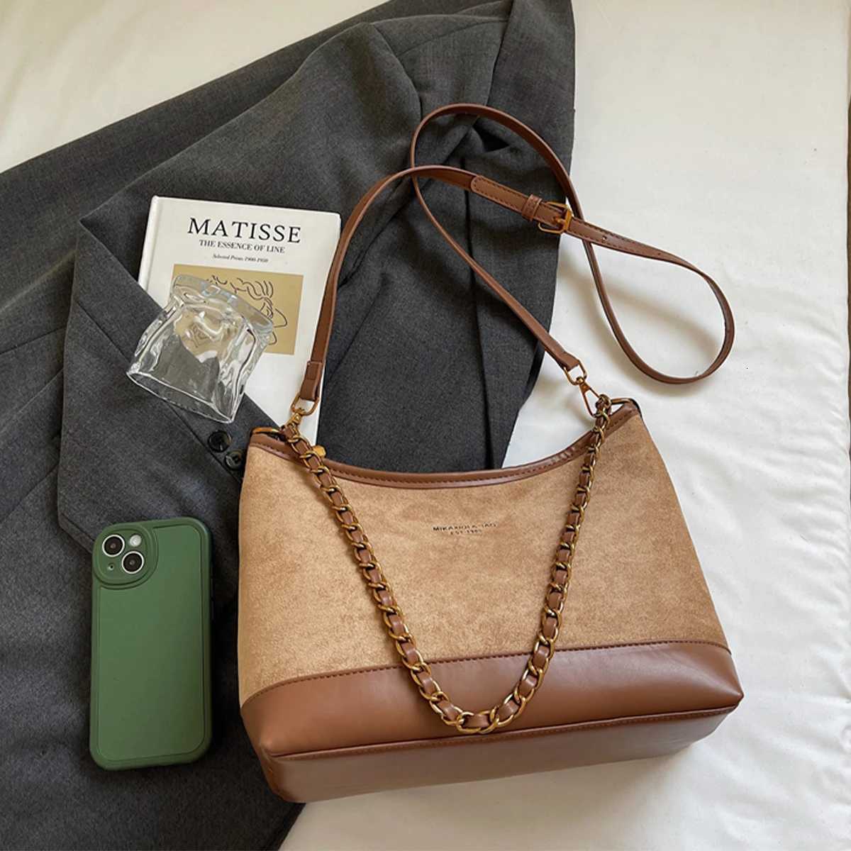 Designer Wen Fi Shoder Bag Suede Texture Letter Decor Large Capacity PU Water Resistant Zipper Adjustable Strap Daily Cmute1 Y251120