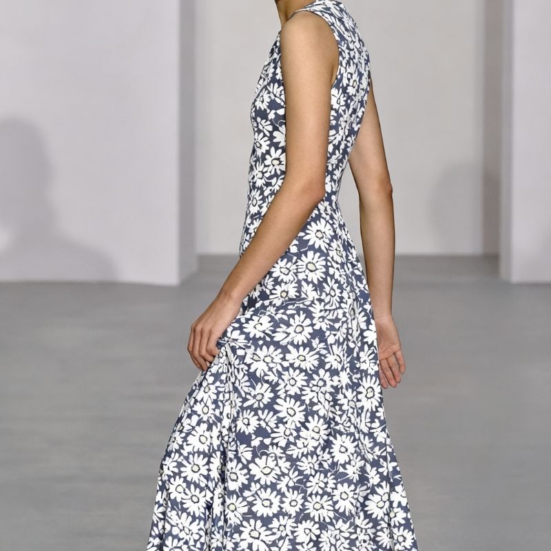 Women's Daisy Print Milk Silk Sleeveless Maxi Dress Navy Blue Round Neck Vest Dress Side Slit Vacation Style-CF56055