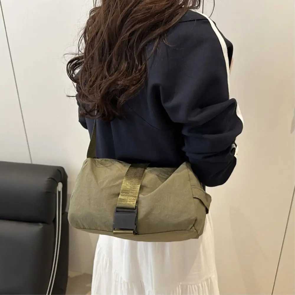 Ins Korean Crossbody Toast Bag High Capacity Lightweight Buckle Shoulder Bag Zipper Adjustable Commuting Bag TravelT251007