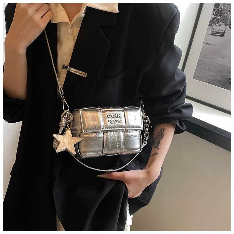 Designer Sliver Square Bag 2025 Fi Versatile Sier Shoder Crossbody Bag Fem Travel Shopping Bags Luxury Mobile Phe Bag Y251120