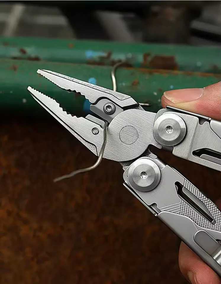 Outdoor Multifunctional Folding Pliers Stainless Steel EDC Combination Knife Shears Tools Compact 13 in 1Multitools J251121