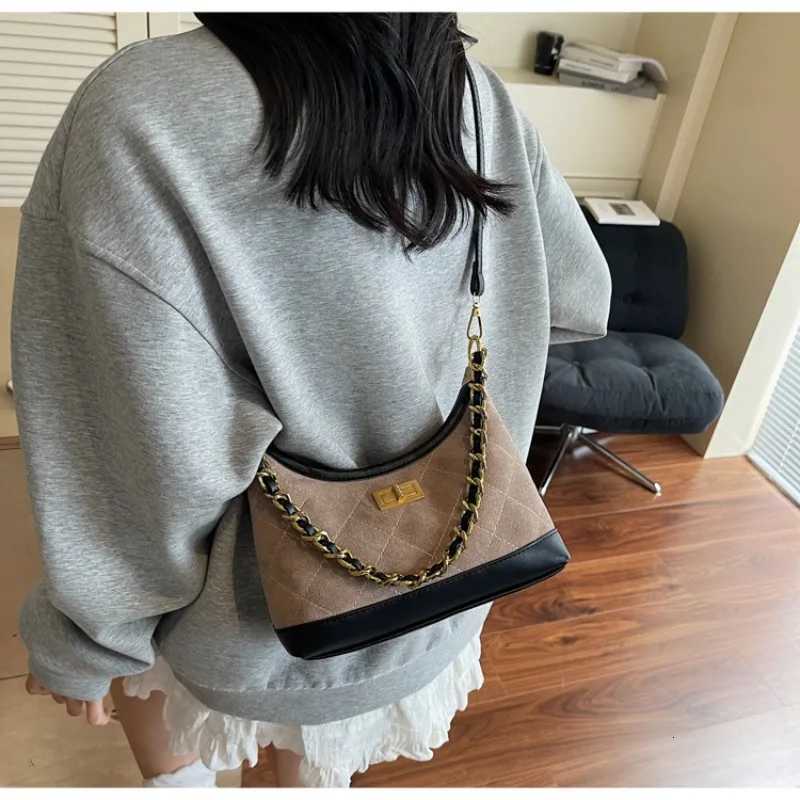 Designer 2025 New Crossbody Bag Wens Small Tote Minimalist Designer Shoder Purse Spacious Lightweight Versatile Casual Bag1 Y251120