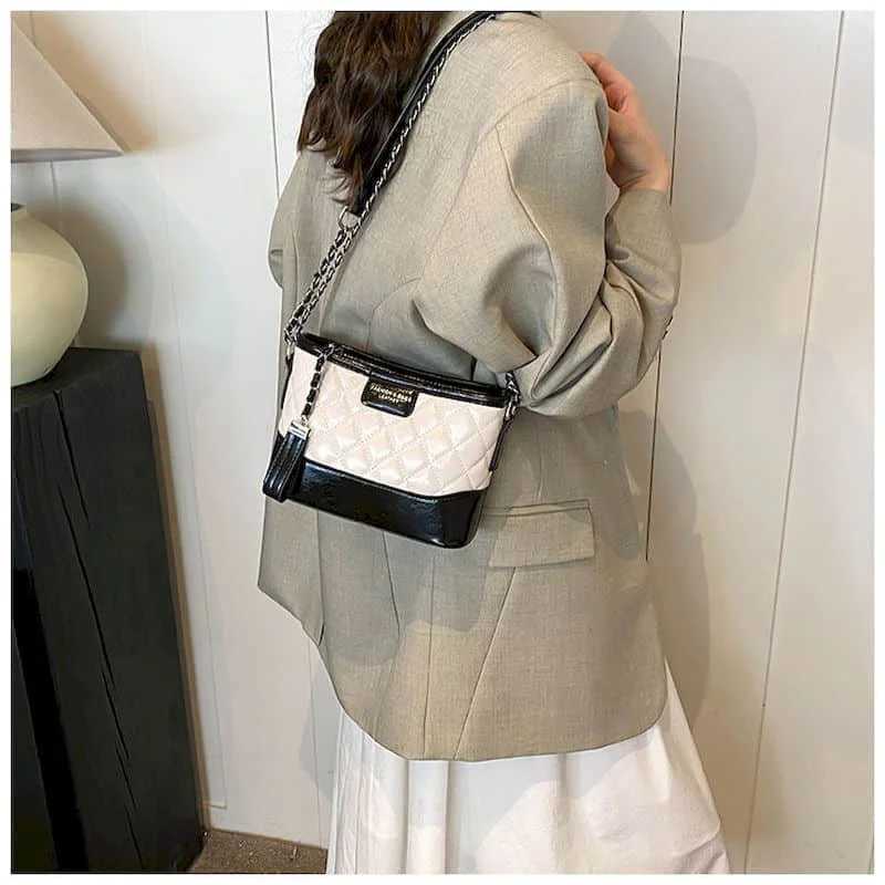 Designer Luxury Crossbody Bags for Wen Korean Style Versatile Lingge Handbags Ahetic Lady Fiable PU Chain Design Bags Y251120