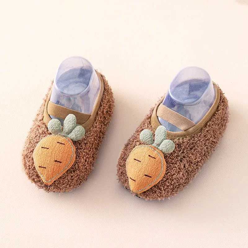 Autumn and Winter Baby Walking Shoes CHIldrens Floor Anti Slip Walking Plush and Thickened Floor Shoes Baby C251008