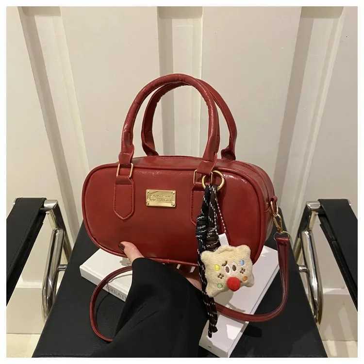 Designer New Bowling Bag Wen Simple Fiable Versatile Crossbody Bag New Product Single Shoder Bag Medium Minimalist Style1 Y251120