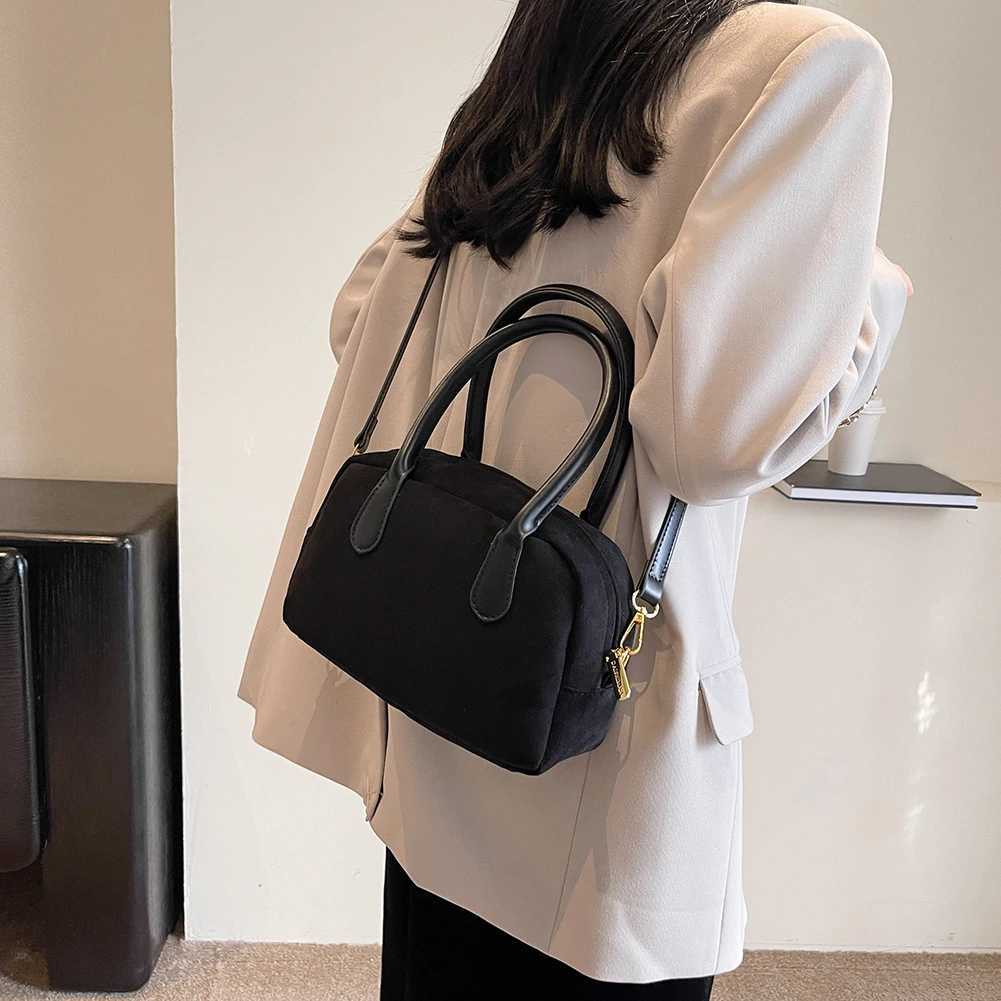 Designer Wen Fi Sling Bag Adjustable Strap PU Leather Simple Cmuting Bag Solid Color Top Handle Bag Large Capacity Messenger Bag1 Y251120