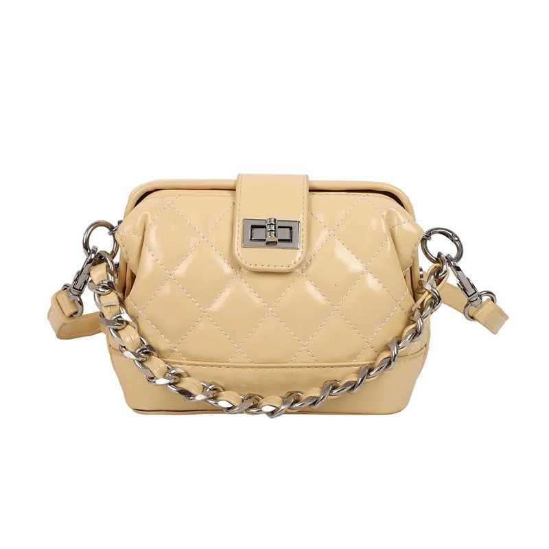 Designer 2025 DiamdTextured Messenger Bag Wens Chic Cmuter 1 Purse ScentInfused Chain Strap WaterRepellent Lining Y251120