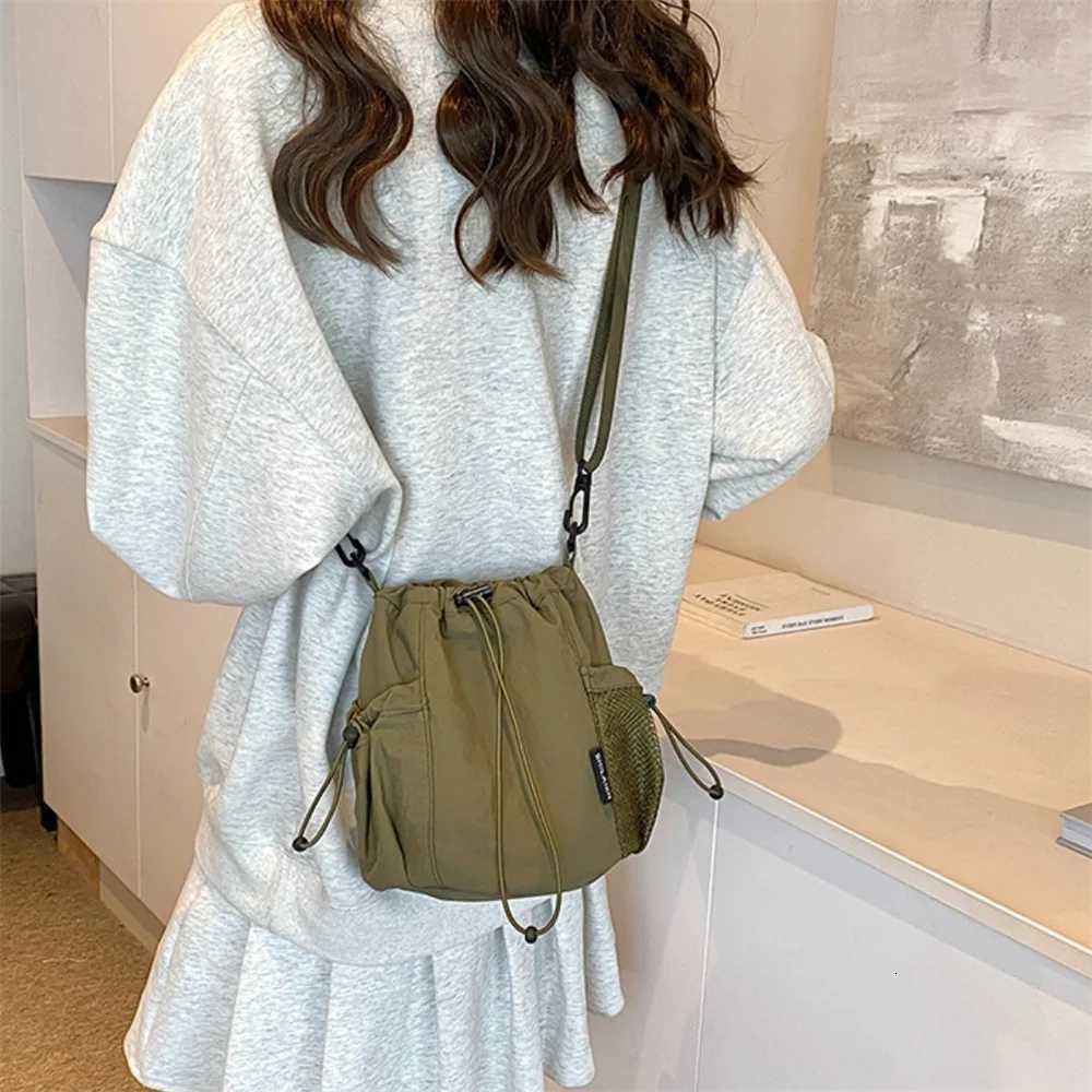 New Fashion Drawstring Shoulder Bag Nylon Bucket Crossbody Bags Women Men Travel Casual Large Capacity Waterproof Handbags 2025T251007