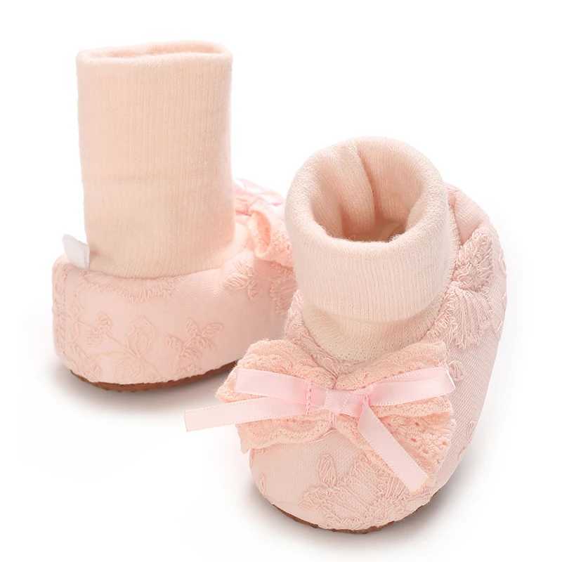Autumn Winter Newborn Baby And Shoes Set 018M Cute Lace Border Decoration Bow Design Soft Cotton Footwear for Infants C251008