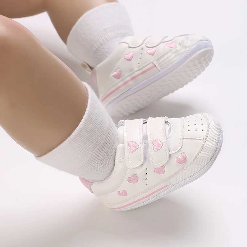 01Year Baby White PU Sneaker Rubber Nonslip for Toddler Boys and Girls Cute Embroidery Stars and Hearts C251008