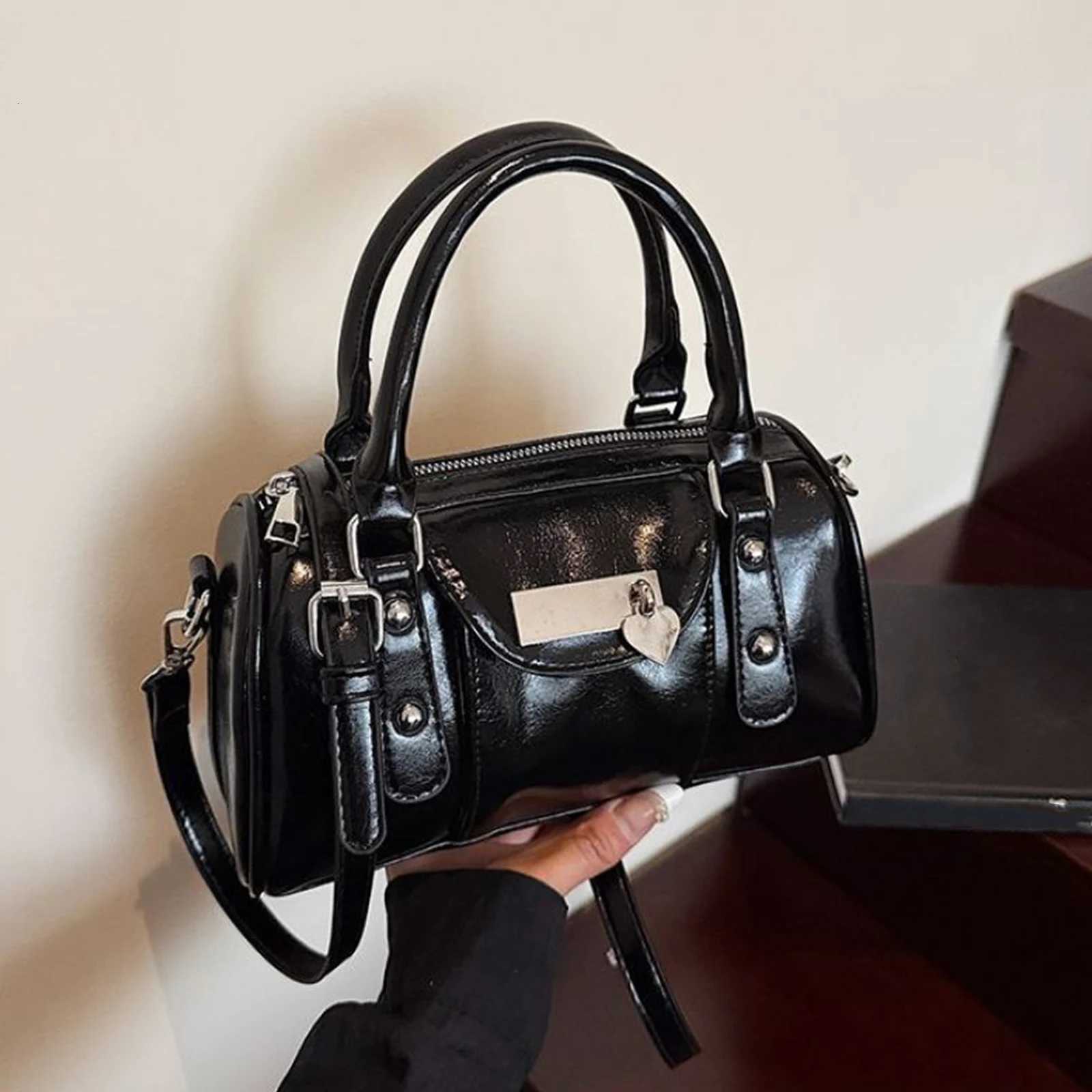 Designer PU Leather Stylish Crossbody Bag Solid Color Trendy Shoder Bag Large Capacity Lovely Bowknot Handbag Cmute Handbag Y251120