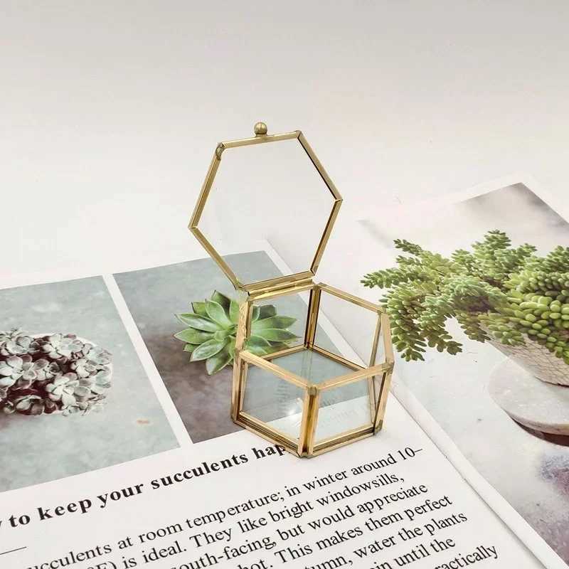 Hexagon Transparent Glass Ring Box Wedding Ring Box Geometric Clear Glass Jewelry Box Jewelry Organizer Holder Tabletop Containe C251008