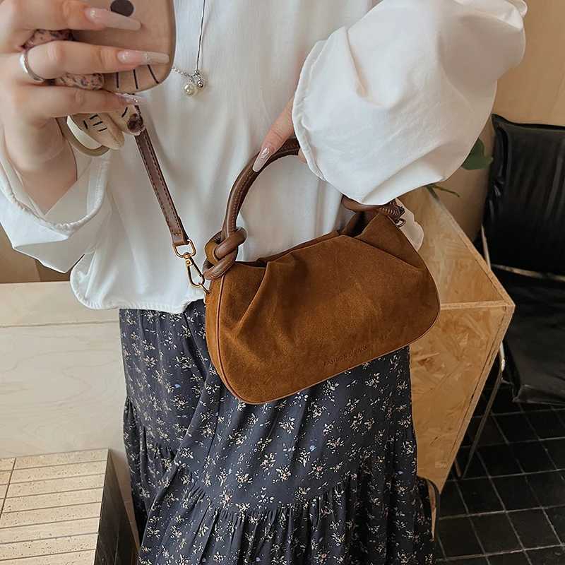 Designer Trendy Suede Wens Handbags 2025 Autumn Winter Elegant Pleated Cmuting Messenger Bag High End Texture Shoder Pack1 Y251120
