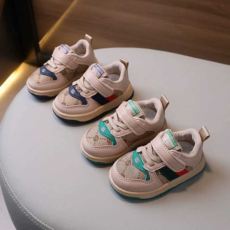 New All Seasons Baby Sneakers Cool Breathable Girls and Boys First Walkers Tennis Classic Baby Softsoled Toddler Shoes C251008