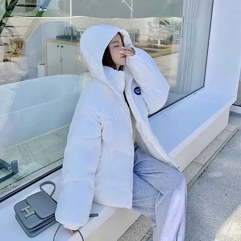 New Fashion Winter Down Jacket Female Loose Thicken Warm Parka Women Casual Hooded Bread Coat Cotton Jackets Casaco FemininoT251105