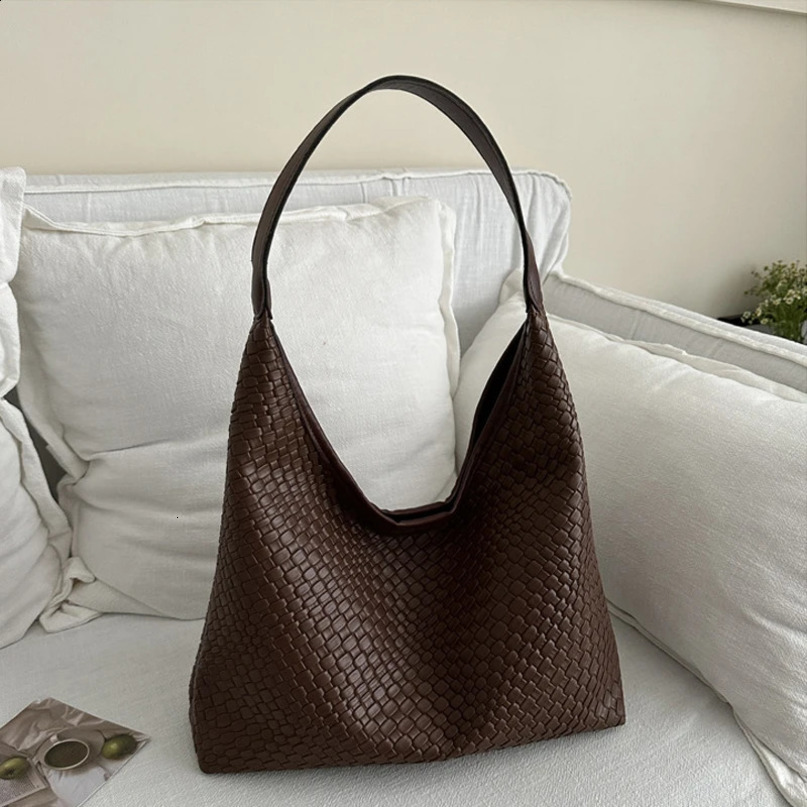 Fashion Trend Weaving Minimum Handbag with Special Interest in ning Armband Bag Western Shoulder 241014