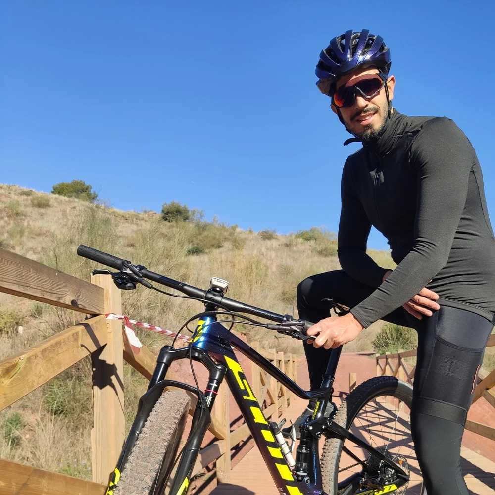 YKYWBIKE Mens Cycling Jersey WinterAutumn Long Sleeve Thermal Fleece lining Bicycle Warm Jacket Road Bike MTB Clothing J251008