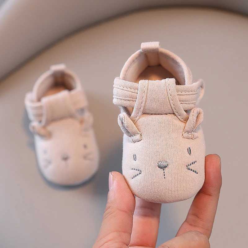CartoonBaby Shoes Newborn Boys Girls First Walker Cute Spring and Autumn Pure Cotton Warm Soft Bottom Plush Fashion Casual Shoes C251008