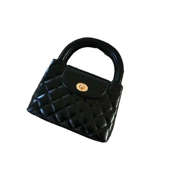 Designer Nicheargyll French Style Chain Handbag New 2024 Spring Summer Fiable Simple Tweed Crossbody Small Bag Fr1 Y251120