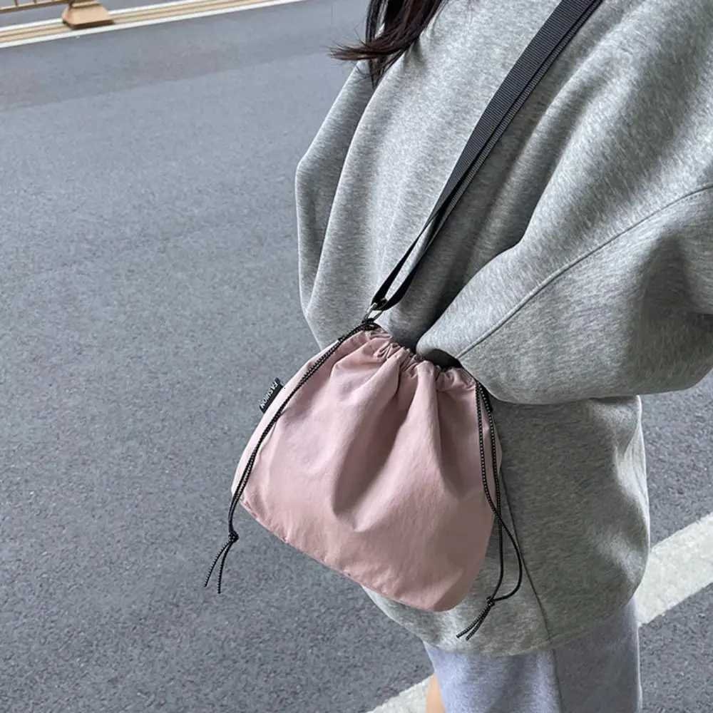 Simple Lightweight Drawstring Bag Commute Large Capacity Shoulder Bag Oxford Fashion Crossbody Bag GirlsT251007