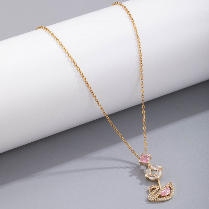 Jewelry Necklace for Women 2025 Fashion Accessories High-Value Ins High-End Light Niche Swan