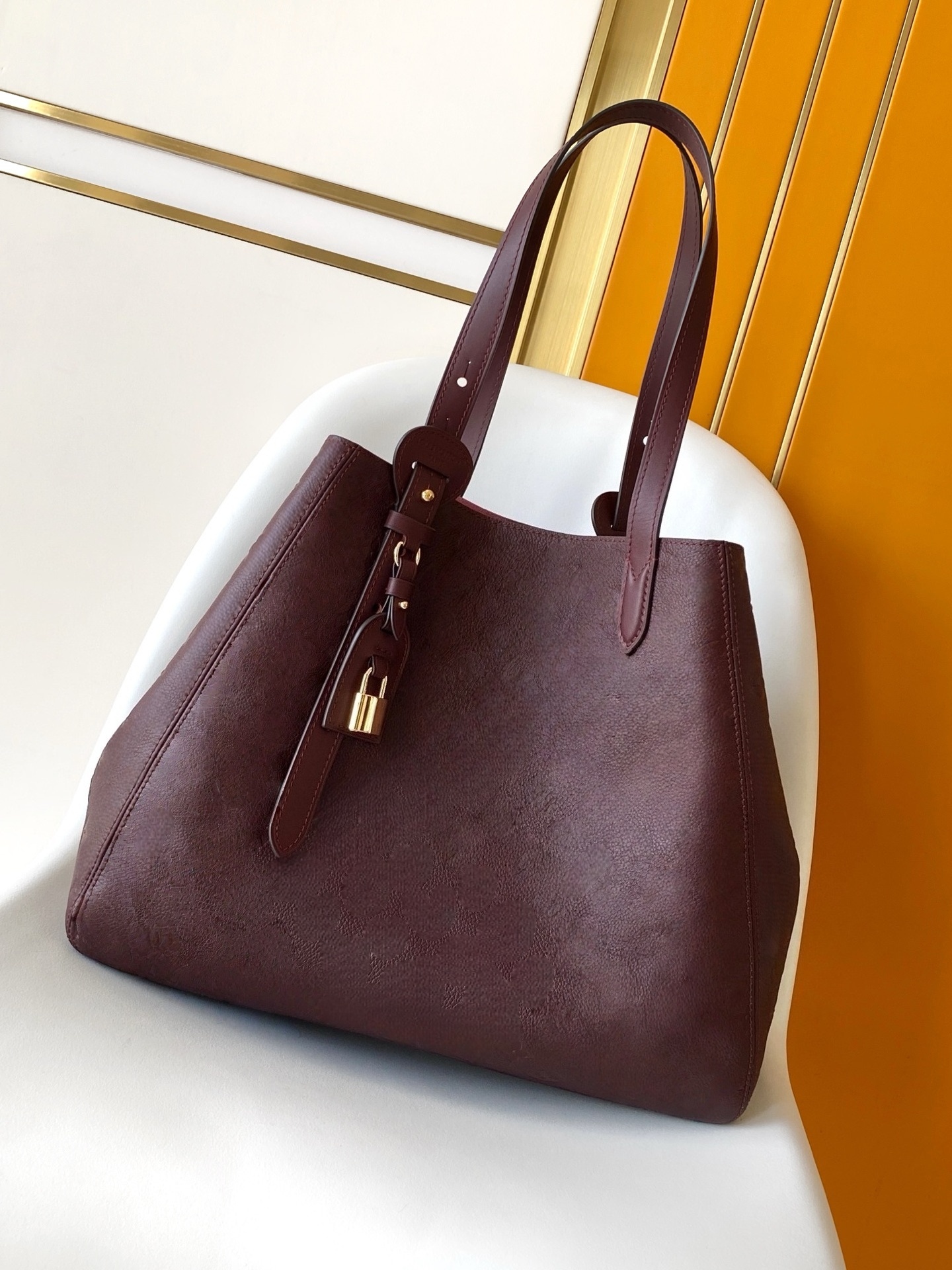 10A Top City Handbag High-end Designer Pillow Embossed Tote Bag Large Capacity Shoulder Bag Women's Travel Shopping Bag with Packaging Box