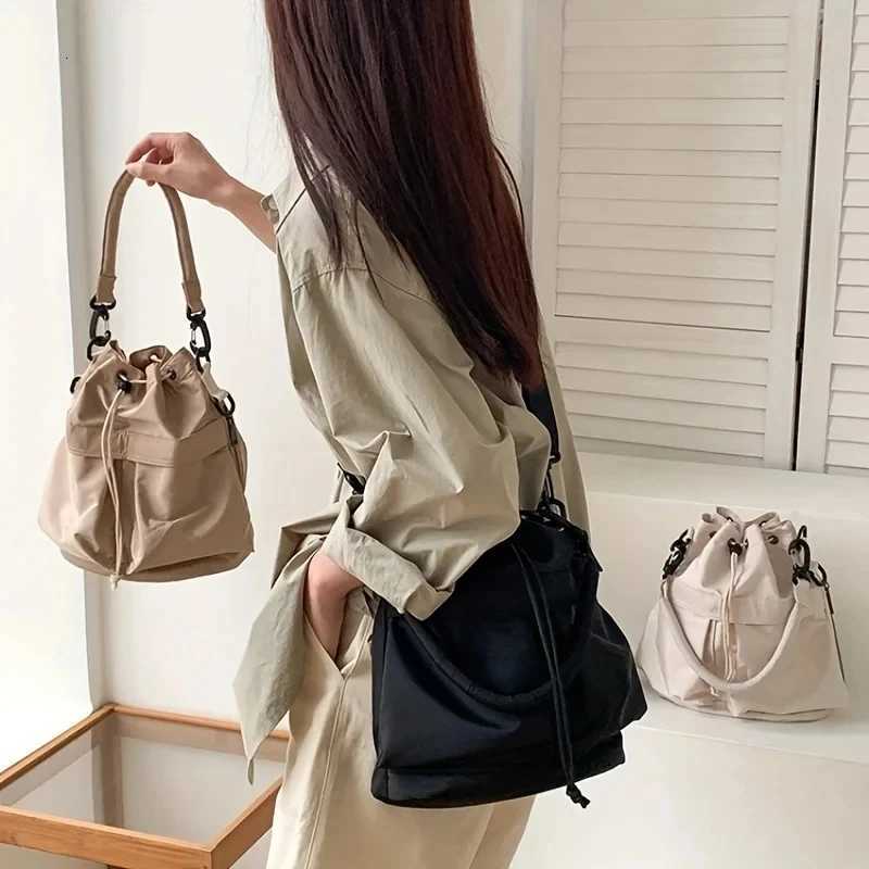 Women Tote Bag Shoulder Bag Nylon Waterproof Large Capacity Handbag Drawstring Crossbody BagT251007