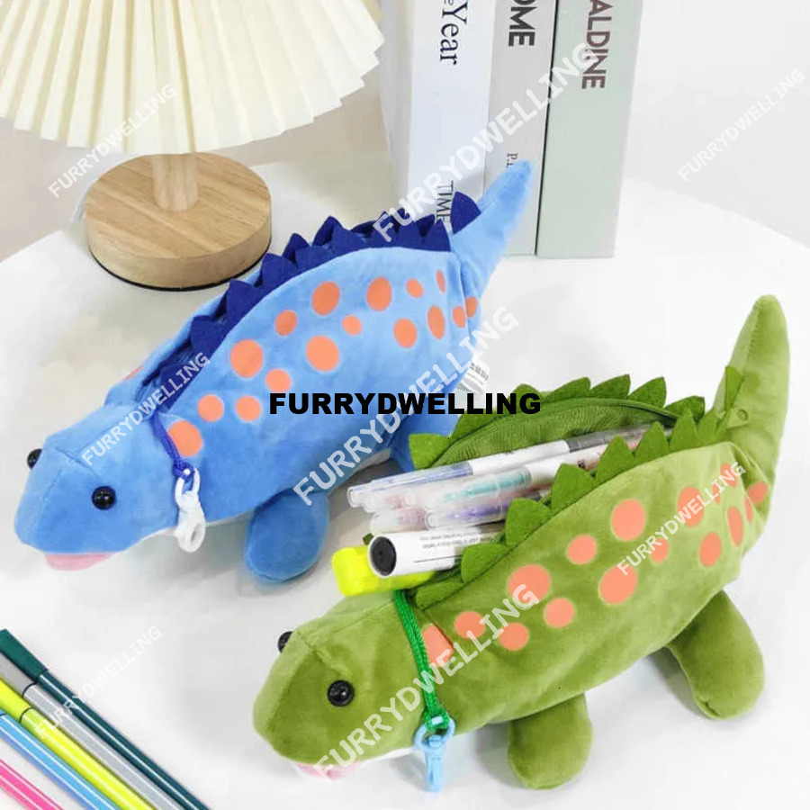 Wholesale Bags Dinosaurs Dwe74 Plush School Supplies Pen Case Estuche Escolar Pencilcase Trousse Scolaire Kawaii Stationery Pencil Pouch J230306