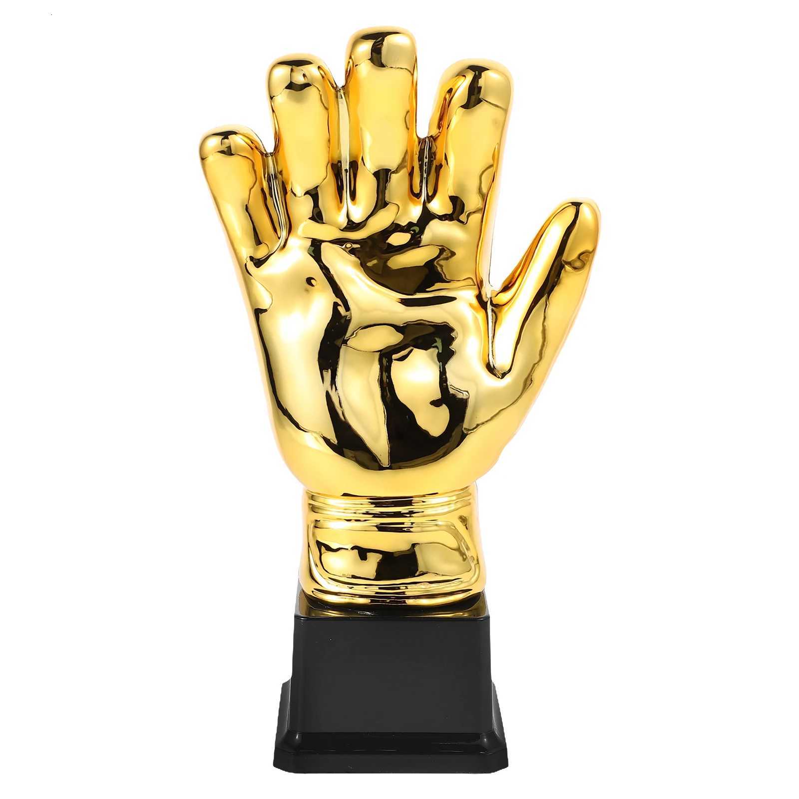 Gold Gloves Soccer Goalkeeper Trophy Award Football Cpetition Trophy Small Plastic Trophy Prize For School Matches Celebration Y251008