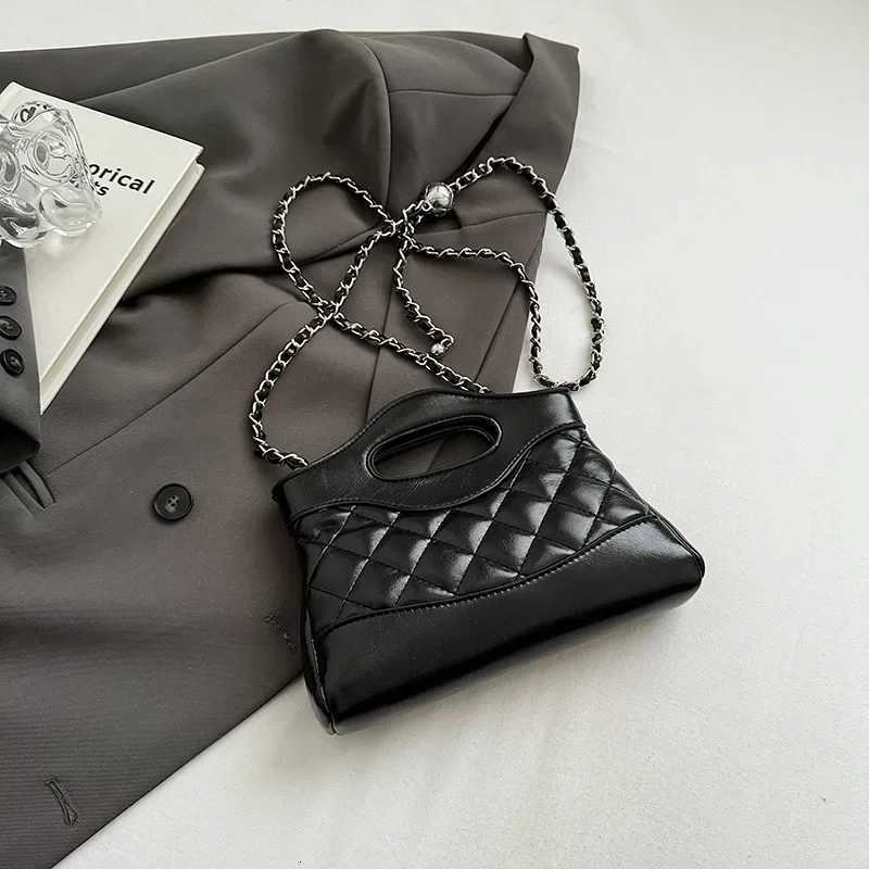 Designer Fiable Chain Link Ladies Shoder Bag Hot S Of The Seas New Style Handbag Crossbody Bag Popar Small Size Polyer L Y251120