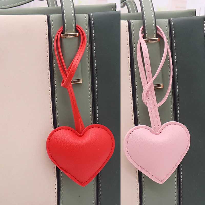 Peach Heart Keychain Leather Pink Red Love Cute Pendant Bag Charms Accessories Key Ring Gift for Women Girls Valentines Gift Z251007