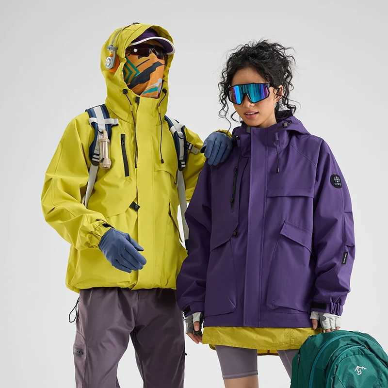 New Mens Mountaineering Jacket Windproof Waterproof Hiking Jackets for Men Fashion Hip Hop Design Casual Oversize Outdoors Coat J251008