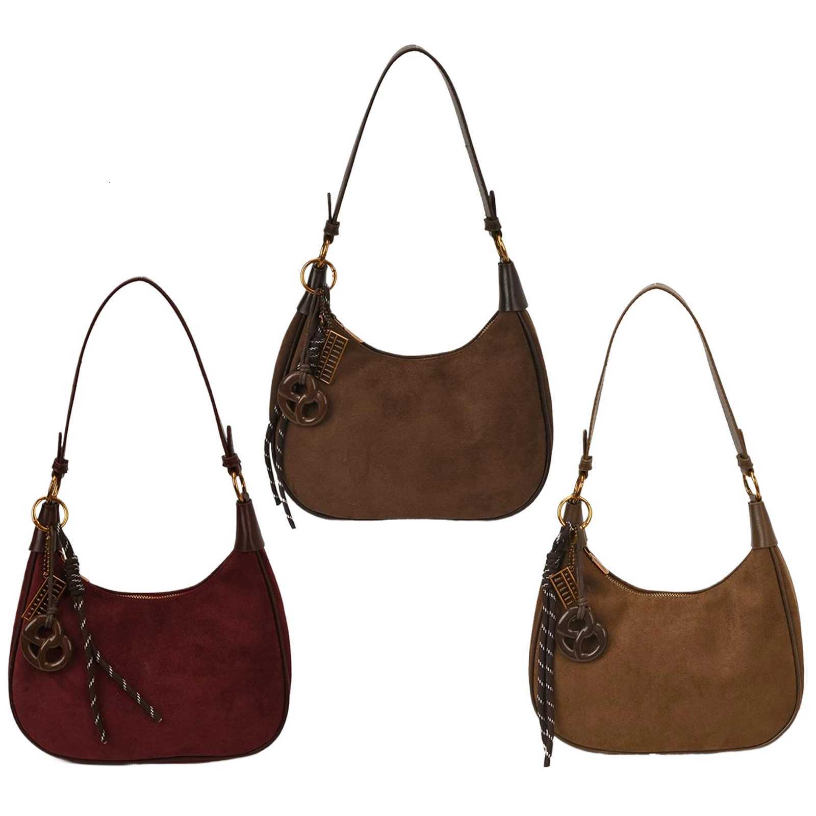 Designer Faux Suede Shoder Bag Large Underarm Bag with Pendant Crescent Bag for Wen Shopping1 Y251120