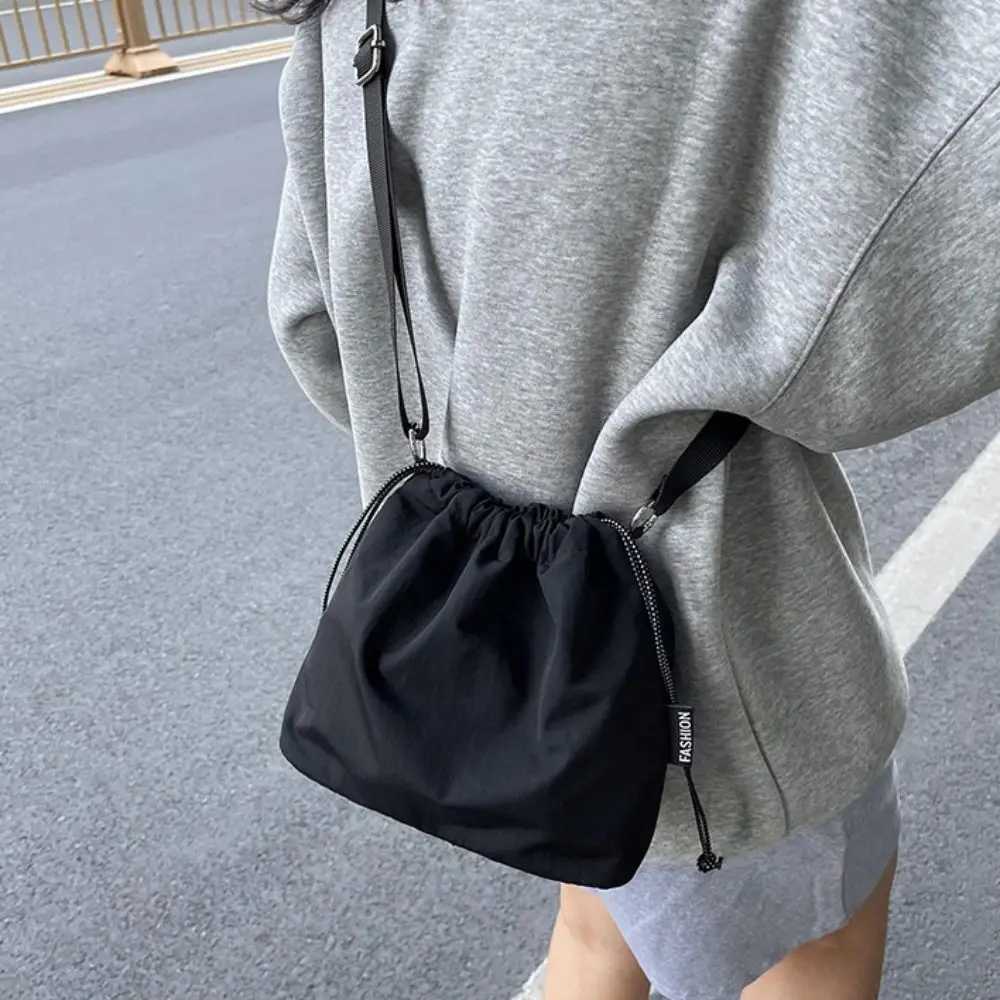 Simple Lightweight Drawstring Bag Commute Large Capacity Shoulder Bag Oxford Fashion Crossbody Bag GirlsT251007
