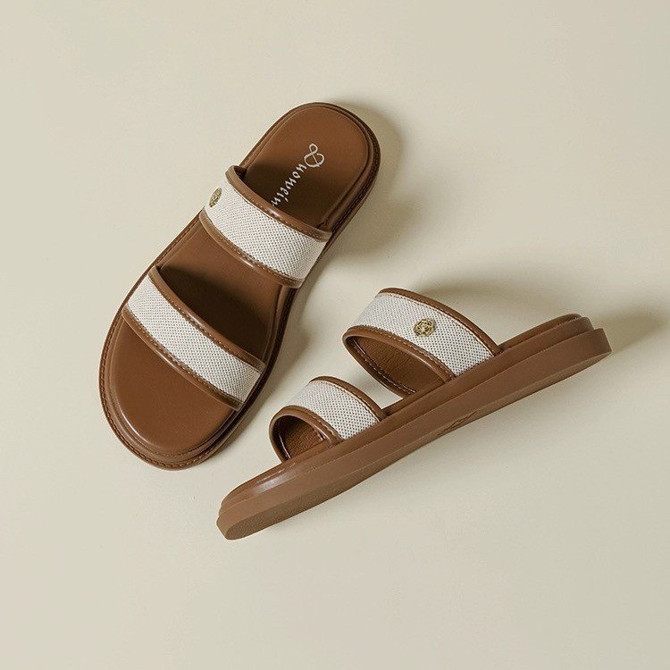 free shipping sandals designers for womens 2025 Summer New One Button Outdoor Beach Sandals Fashionable Casual Versatile Roman Style size35-40