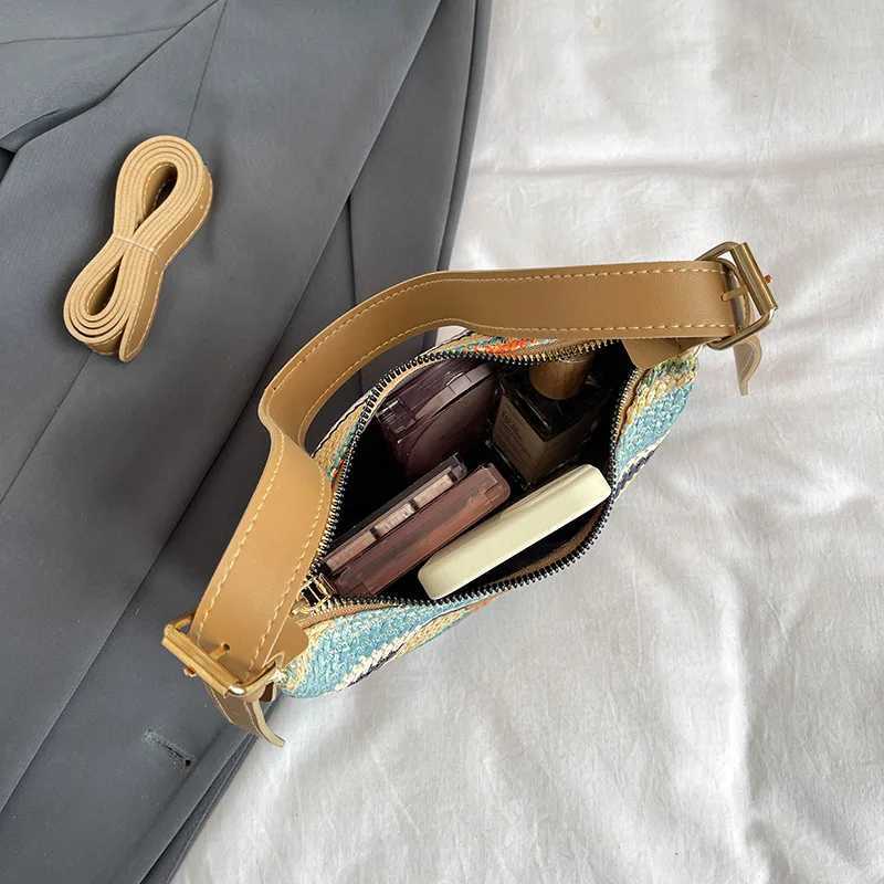 Fashionable colorblocking woven bag for women simple and casual dumpling bag versatile crossbody shoulder bagT251007