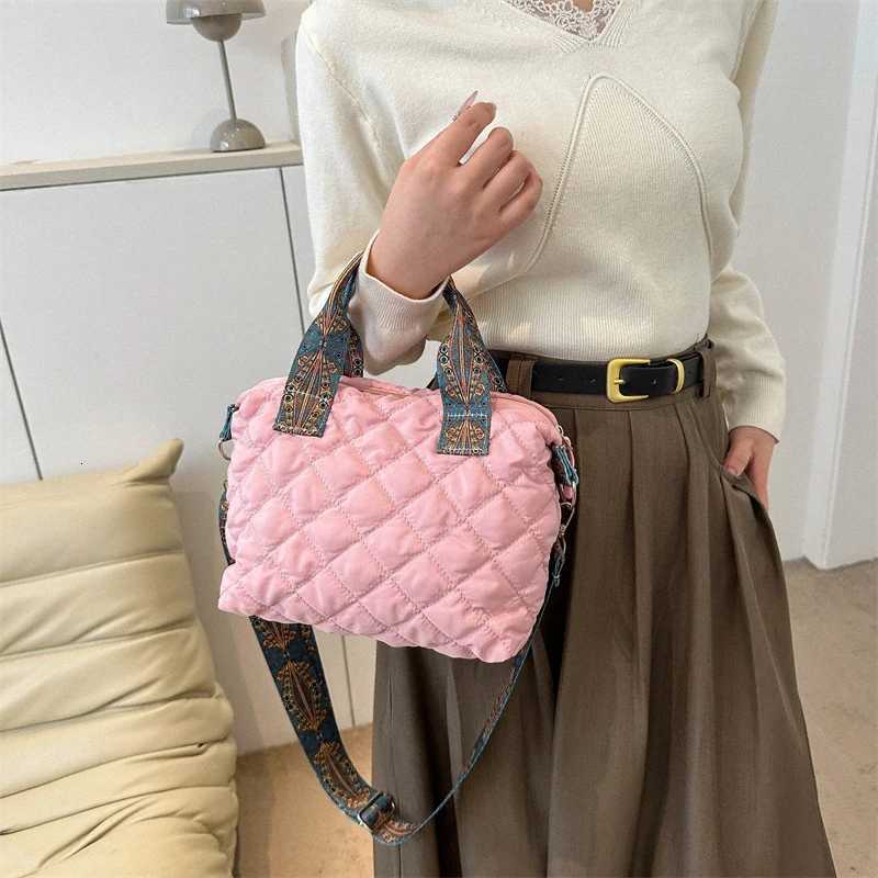New Large Tote Nylon Women Handbags Luxury Design Shoulder Crossbody Bags Shopper Bag Designer Brand Lingge Quilted PaddedT251007