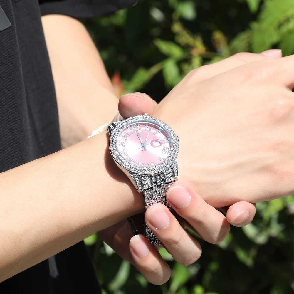 THE BLING KING Luxury Wrist Wacth Big Pink Dial Full Iced Out Two Tone Quartz Clock Business Waterproof Watches For Men Women W250903