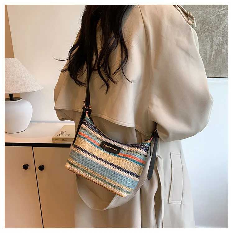 Fashionable colorblocking woven bag for women simple and casual dumpling bag versatile crossbody shoulder bagT251007