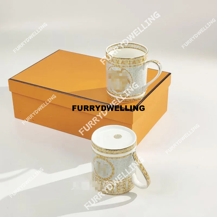 Designer Dwe74 Classic Bone China Mugs Gold Line Handle Pair Of Boxed Light High Value Cups Gift